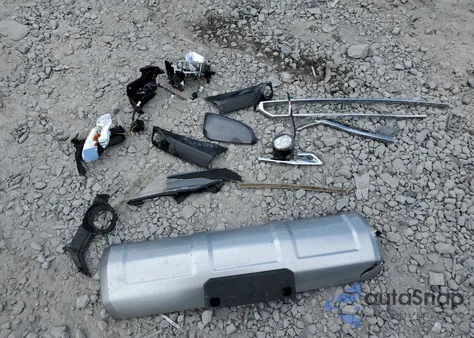 2022 Toyota 4Runner Sr5/Sr5 Premium z USA, uszkodzony, nr VIN JTEPU5JR2N5989048